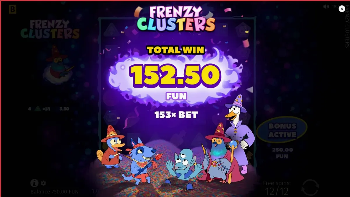Frenzy Clusters স্লট গেমের একটি দৃশ্য যেখানে রঙিন জাদুকরী প্রতীক এবং হিরো সিলেকশন স্ক্রিন দেখা যাচ্ছে।